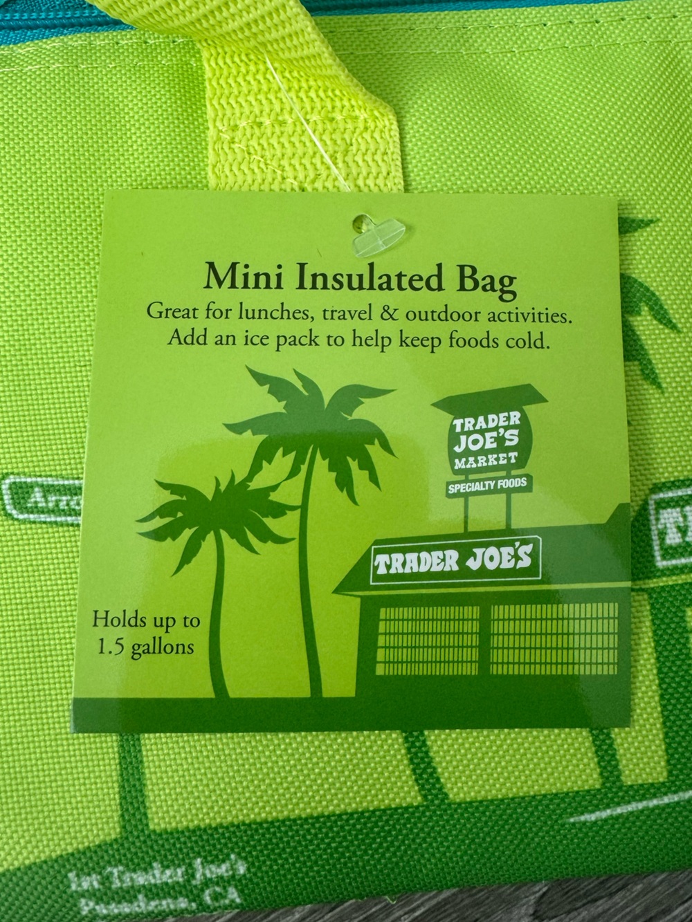 💙💚Trader Joe's Mini Insulated Bag - Lime Green with Blue Trim - Picture 9 of 12